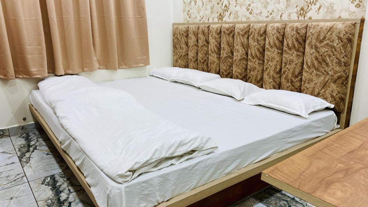 Hotel Malay Inn Ujjain Eksteriør bilde