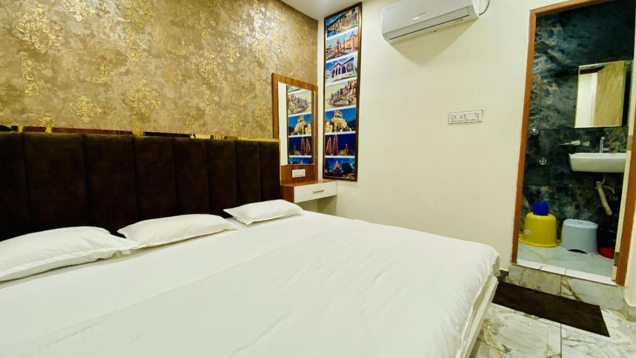 Hotel Malay Inn Ujjain Eksteriør bilde