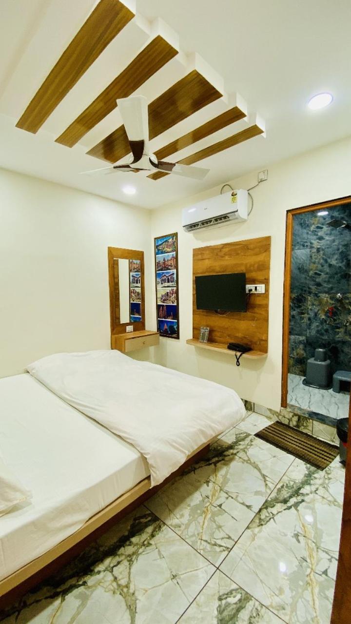 Hotel Malay Inn Ujjain Eksteriør bilde